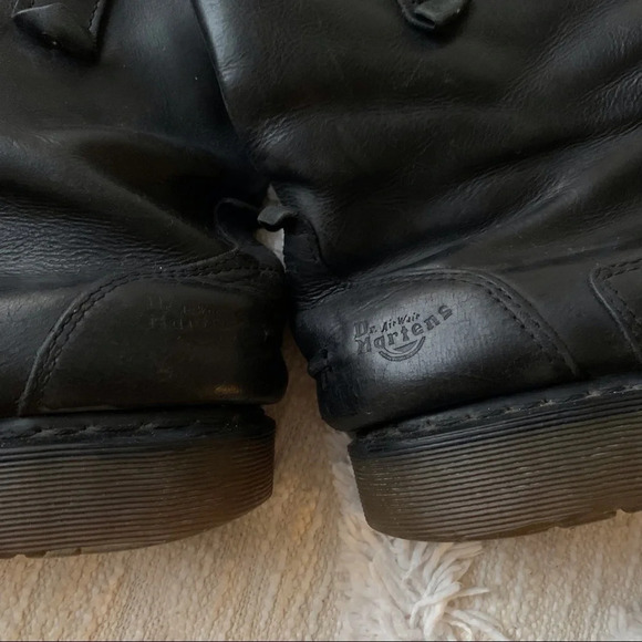 Doc Martens Black Leather Pull Boots - Picture 4 of 8